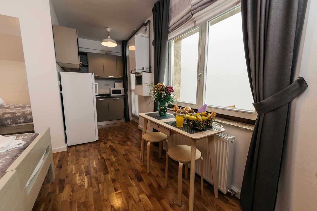 Yellowboot Aparthotel Sibiu Buitenkant foto