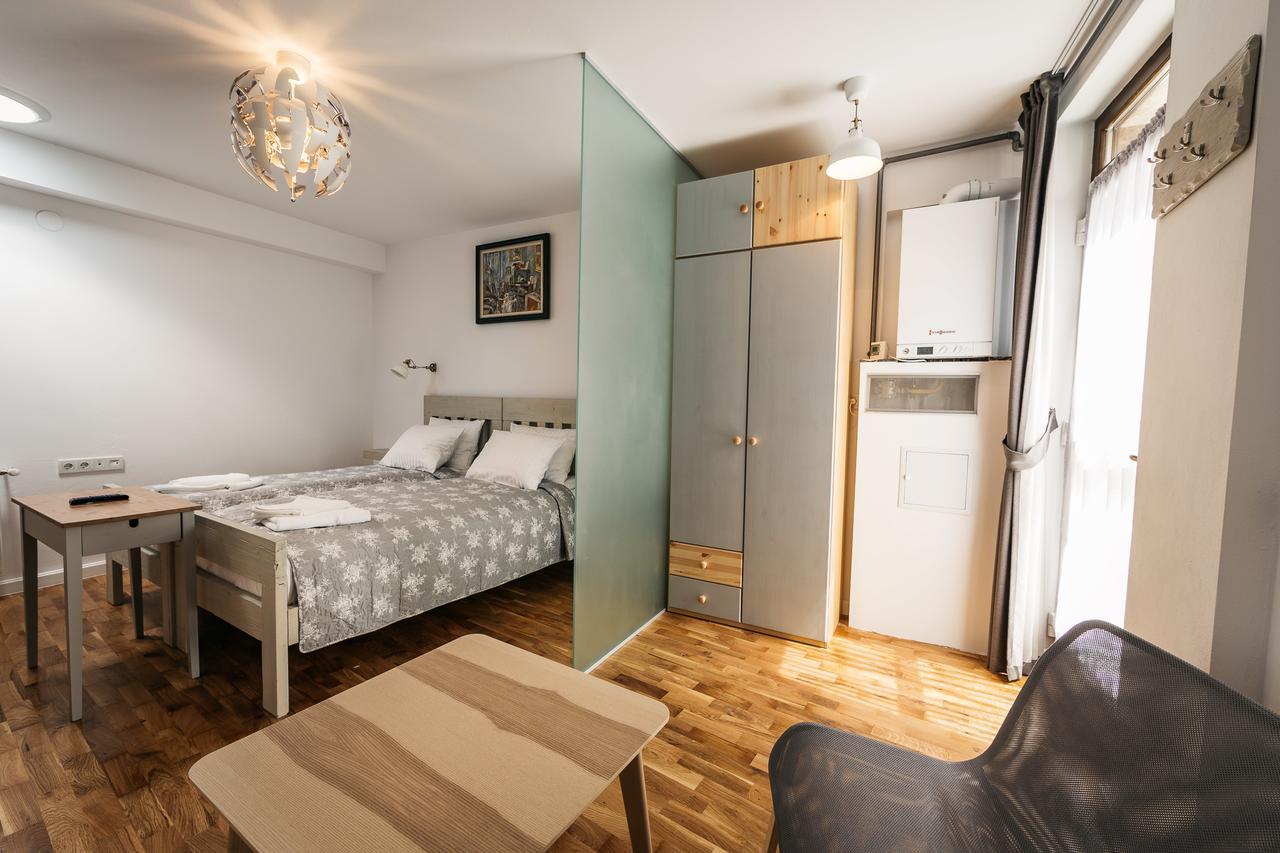 Yellowboot Aparthotel Sibiu Buitenkant foto