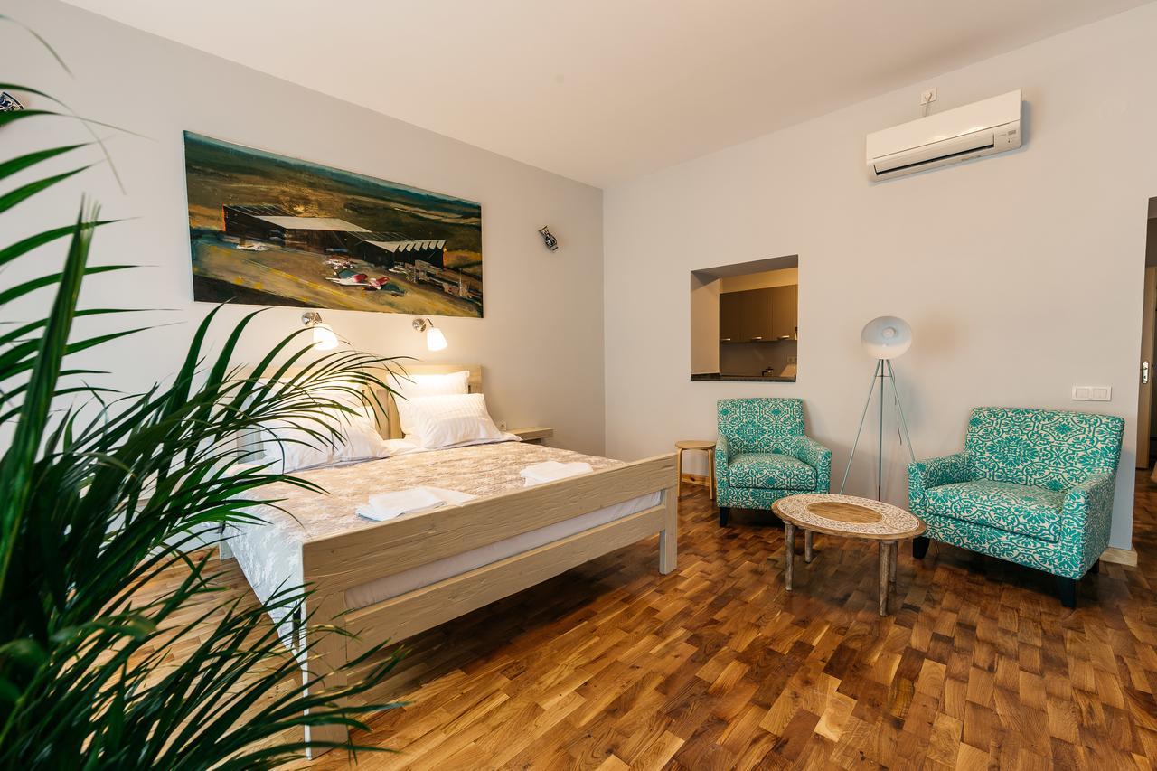 Yellowboot Aparthotel Sibiu Buitenkant foto