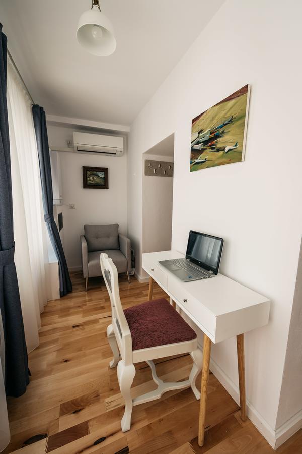 Yellowboot Aparthotel Sibiu Buitenkant foto