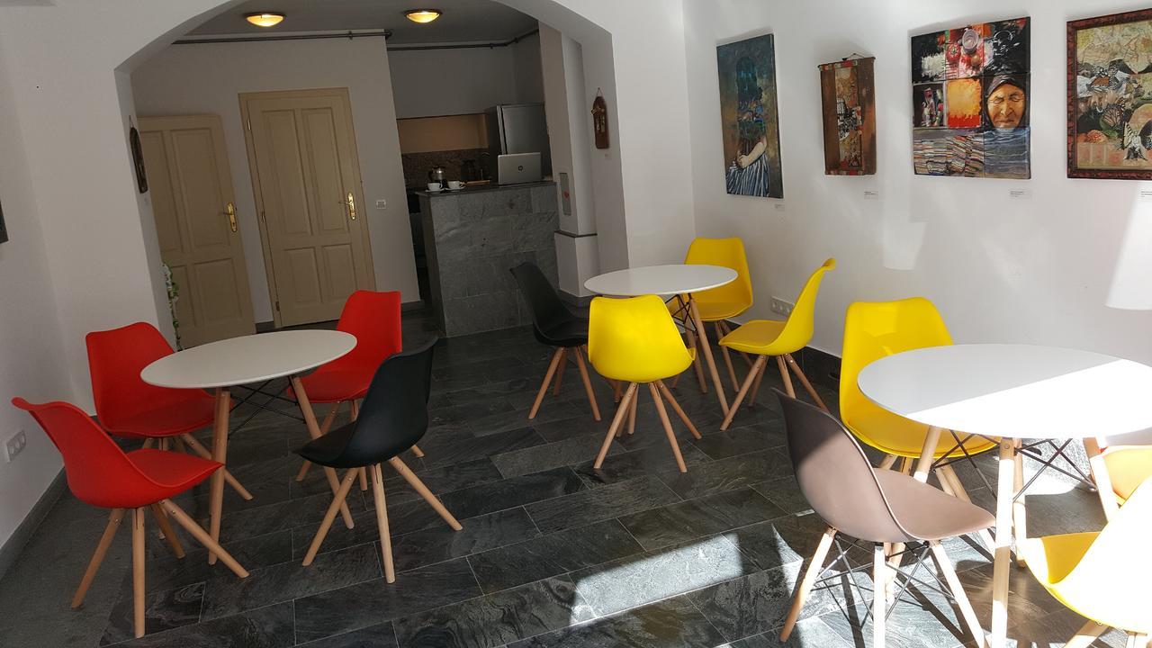 Yellowboot Aparthotel Sibiu Buitenkant foto